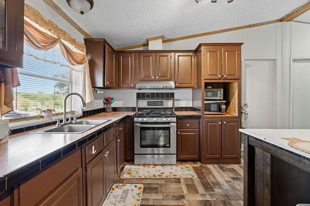 813 Petras WAY, Kyle, TX 78640