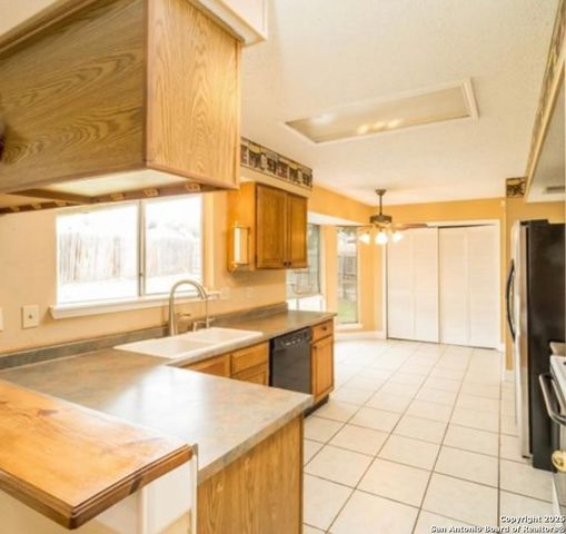 15022 Baycliff, San Antonio, TX 78233