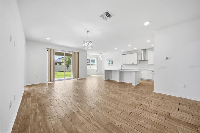 7824 NOTCHED PINE BEND, Wesley Chapel, FL 33545