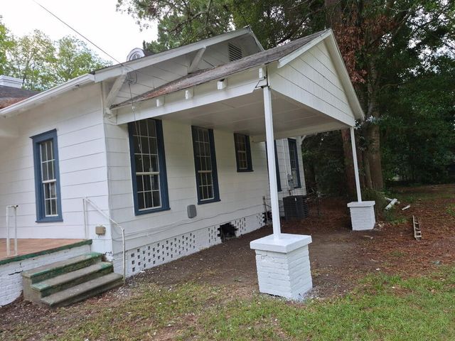 613 Catalpa Ave, Dothan, AL 36301