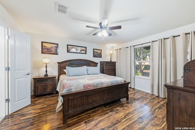 5532 Columbia Dr, Cibolo, TX 78108