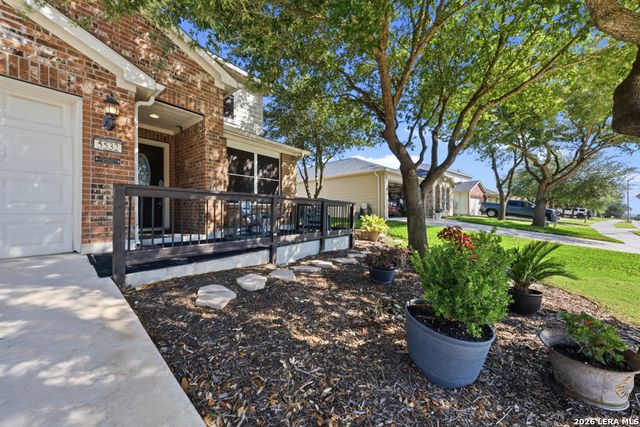 5532 Columbia Dr, Cibolo, TX 78108