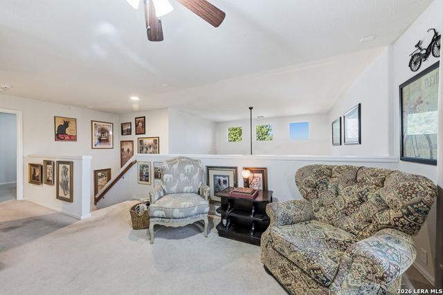 5532 Columbia Dr, Cibolo, TX 78108