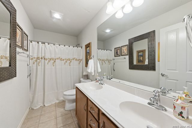 5532 Columbia Dr, Cibolo, TX 78108
