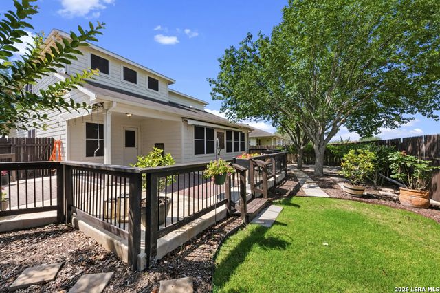 5532 Columbia Dr, Cibolo, TX 78108
