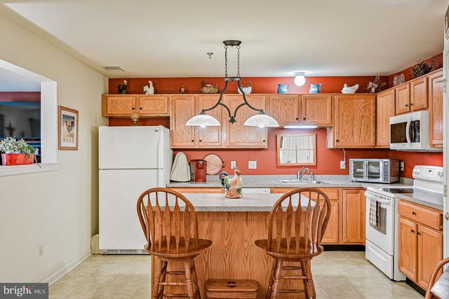 6780 PIONEER DR, Macungie, PA 18062