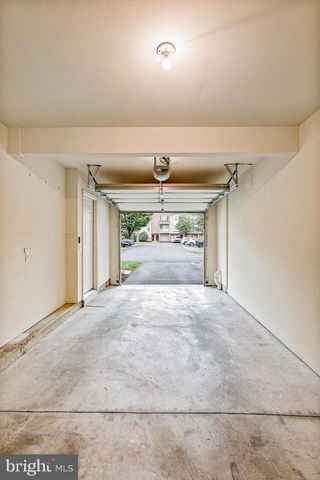 6780 PIONEER DR, Macungie, PA 18062