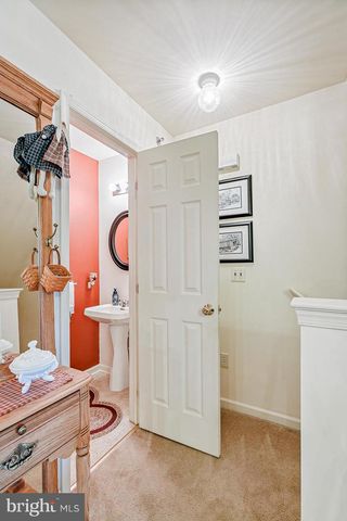 6780 PIONEER DR, Macungie, PA 18062