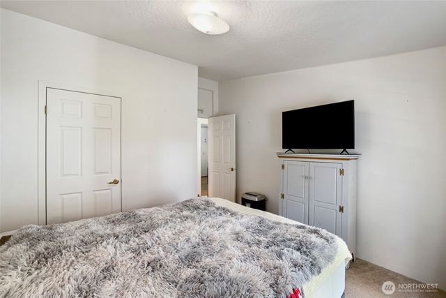 51 SE Canna Place, Shelton, WA 98584