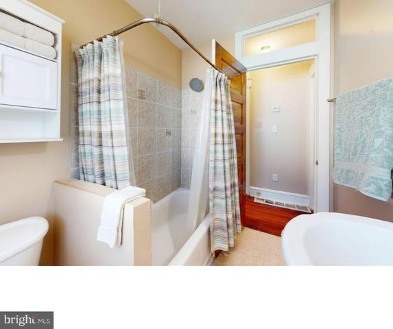 128 W PIERSON AVE W, Somers Point, NJ 08244