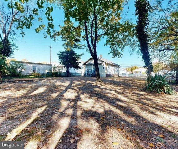 128 W PIERSON AVE W, Somers Point, NJ 08244