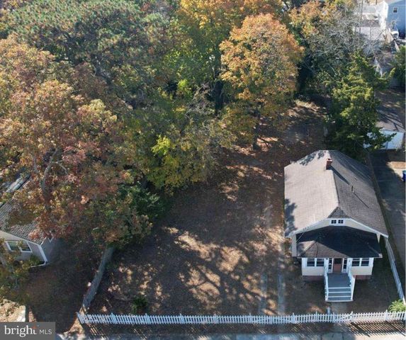 128 W PIERSON AVE W, Somers Point, NJ 08244