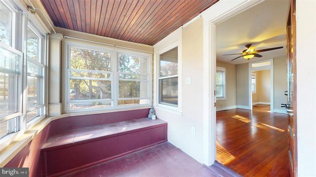 128 W PIERSON AVE W, Somers Point, NJ 08244
