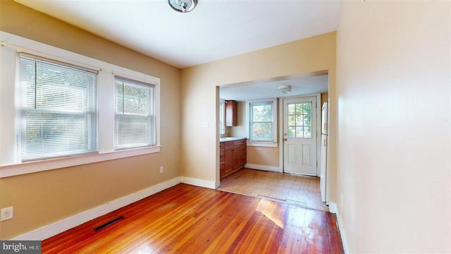 128 W PIERSON AVE W, Somers Point, NJ 08244