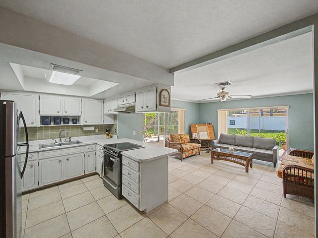 1840 Crafton Road, Juno Beach, FL 33408