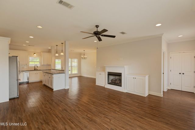 169 Harvey Circle, Canton, MS 39046