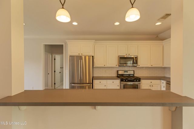 169 Harvey Circle, Canton, MS 39046