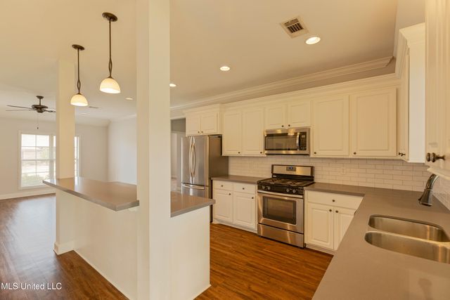 169 Harvey Circle, Canton, MS 39046