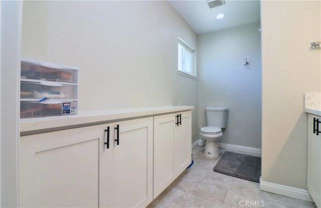 2616 E Maverick Avenue, Anaheim, CA 92806
