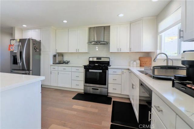 2616 E Maverick Avenue, Anaheim, CA 92806