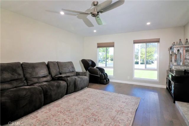 2616 E Maverick Avenue, Anaheim, CA 92806