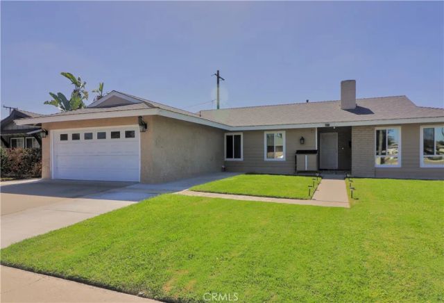 2616 E Maverick Avenue, Anaheim, CA 92806