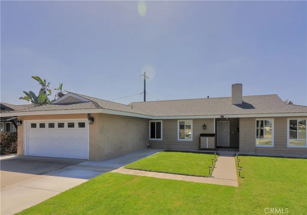 2616 E Maverick Avenue, Anaheim, CA 92806