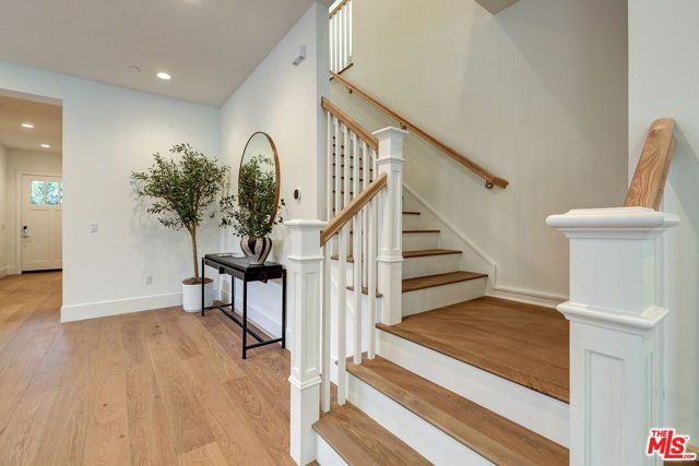 4241 Woodcliff Road, Sherman Oaks, CA 91403