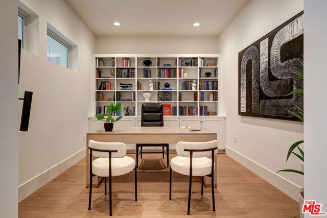 4241 Woodcliff Road, Sherman Oaks, CA 91403