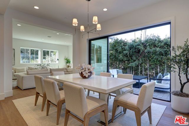 4241 Woodcliff Road, Sherman Oaks, CA 91403