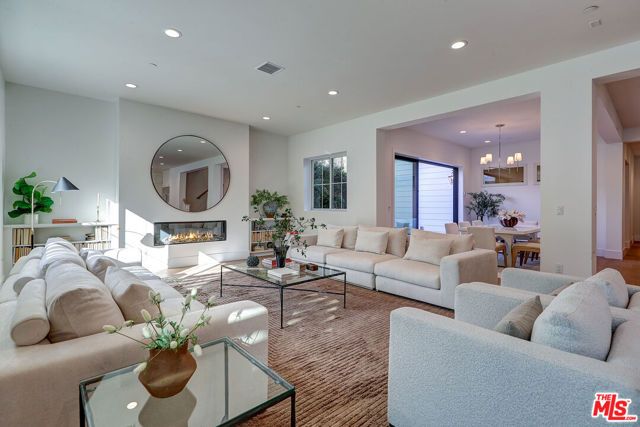 4241 Woodcliff Road, Sherman Oaks, CA 91403