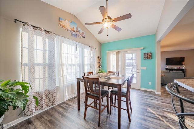 121 Slippery Rock Lane, Berea, OH 44017