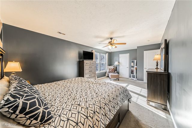 121 Slippery Rock Lane, Berea, OH 44017