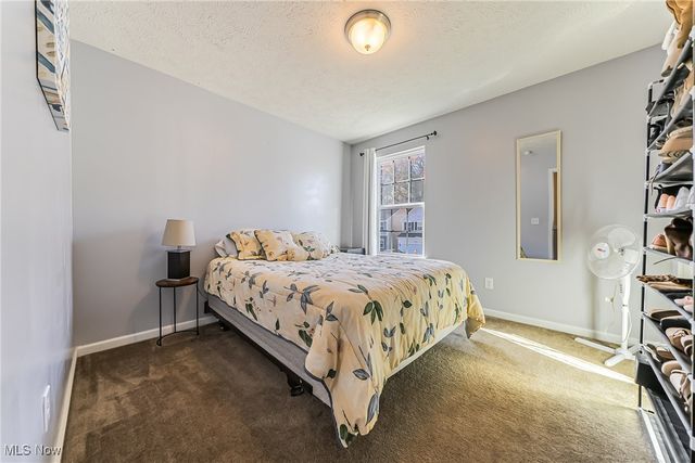 121 Slippery Rock Lane, Berea, OH 44017