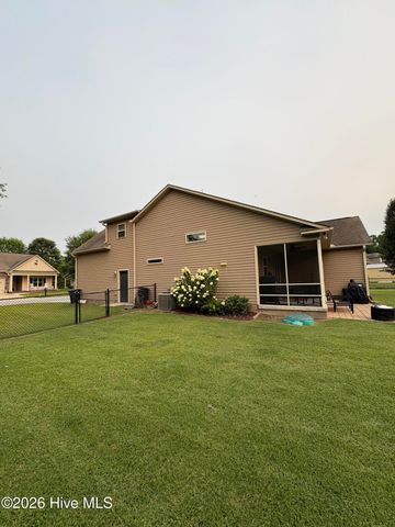 135 Dean Drive, Chocowinity, NC 27817