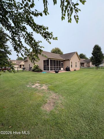 135 Dean Drive, Chocowinity, NC 27817