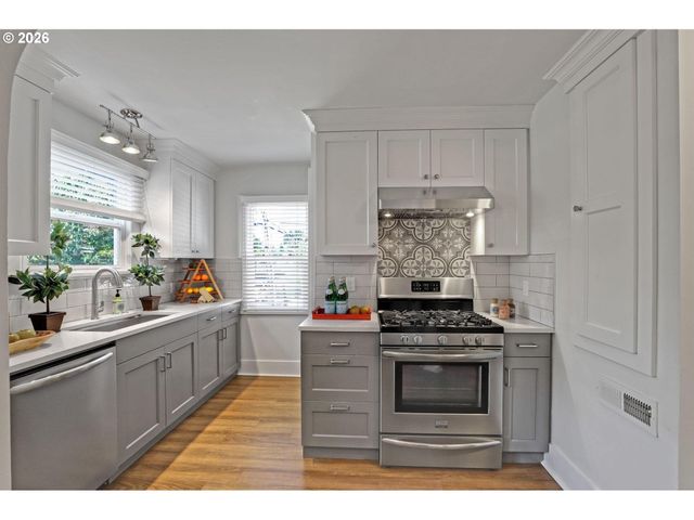 5305 N HAIGHT Ave, Portland, OR 97217