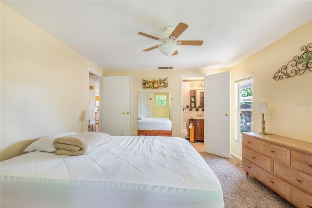 31 WOODLAND CIRCLE, Haines City, FL 33844