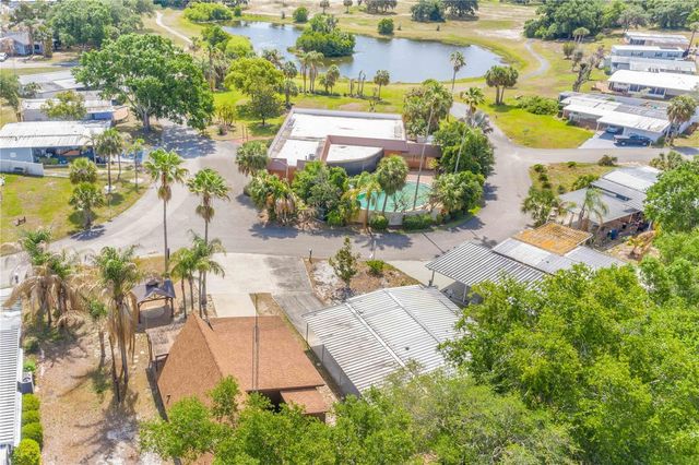 31 WOODLAND CIRCLE, Haines City, FL 33844