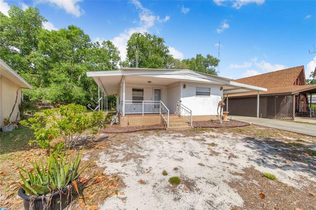 31 WOODLAND CIRCLE, Haines City, FL 33844