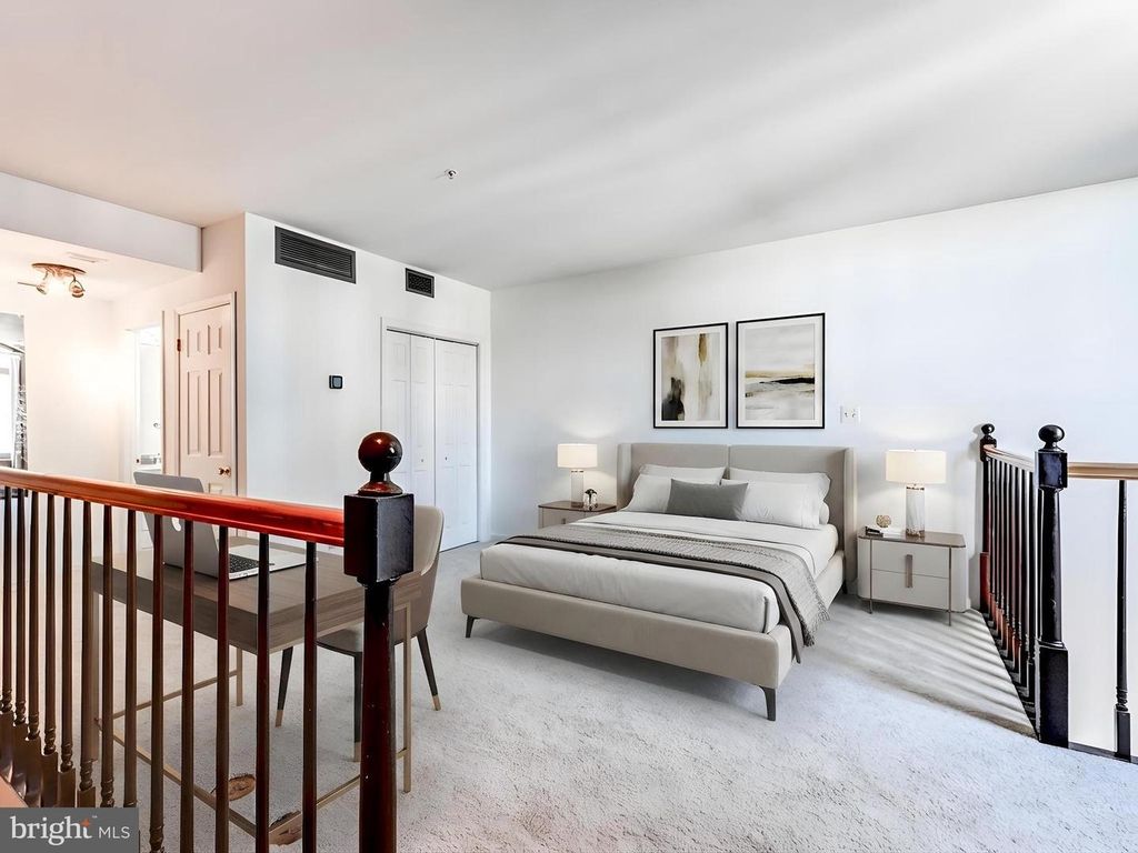 Image 12 of property listing at 1000 FELL ST #426, Baltimore, MD 21231