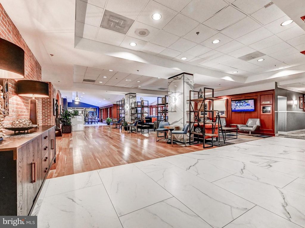 Image 23 of property listing at 1000 FELL ST #426, Baltimore, MD 21231