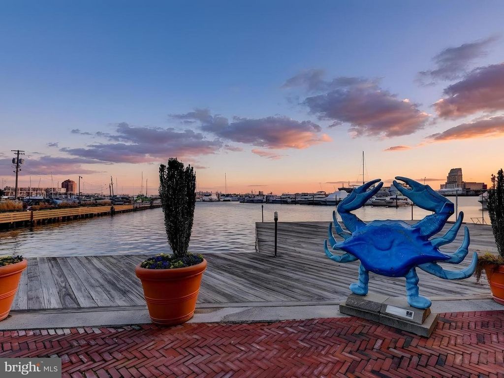 Image 31 of property listing at 1000 FELL ST #426, Baltimore, MD 21231