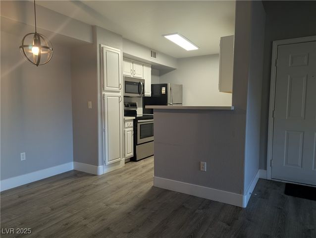 555 East Silverado Ranch Boulevard 2171, Las Vegas, NV 89183