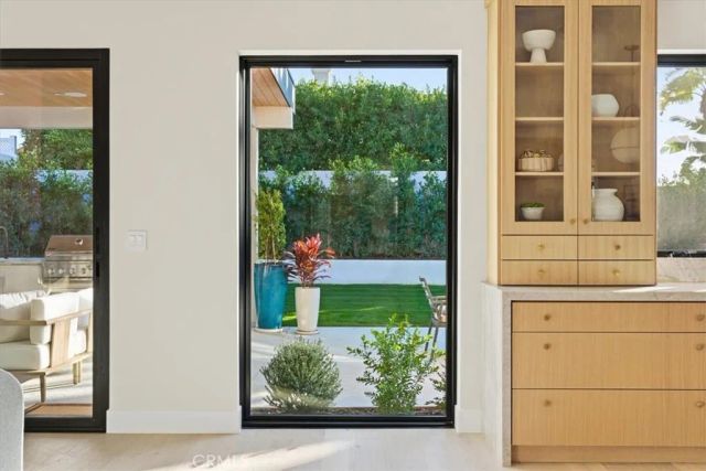 1806 6th Street, Manhattan Beach, CA 90266
