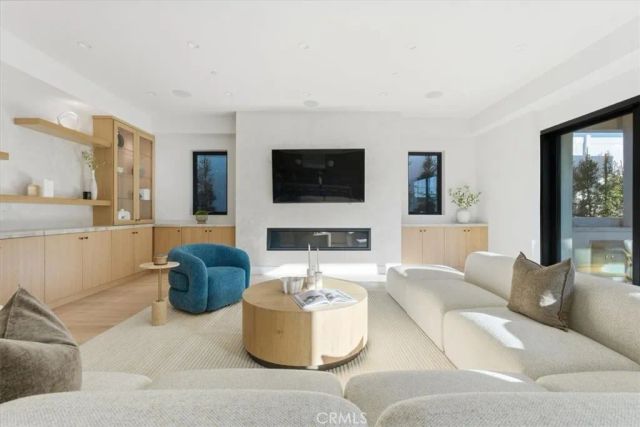 1806 6th Street, Manhattan Beach, CA 90266