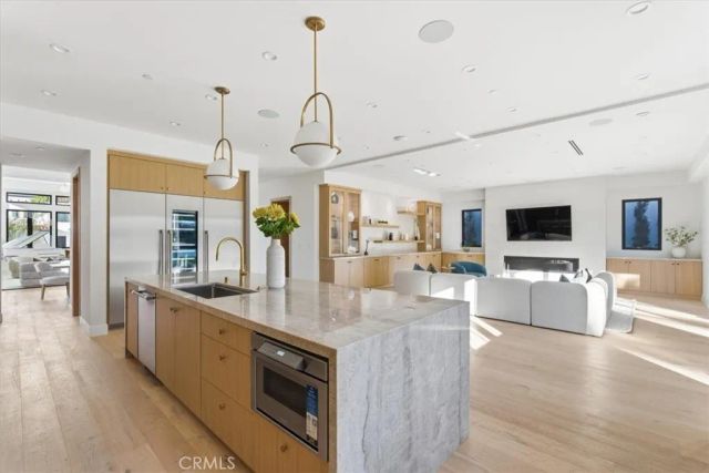 1806 6th Street, Manhattan Beach, CA 90266