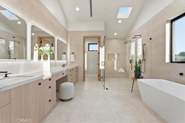 1806 6th Street, Manhattan Beach, CA 90266