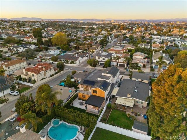 1806 6th Street, Manhattan Beach, CA 90266