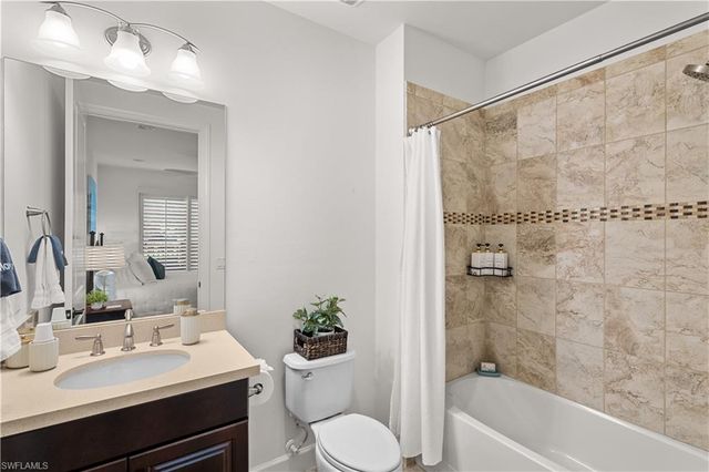 8760 Bellano CT 104, Naples, FL 34119